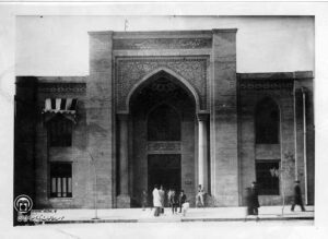 اولین های کتب درسی در دارالفنون