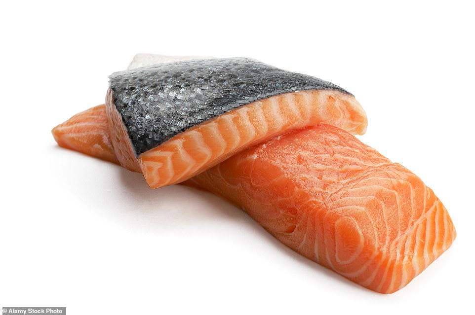 Nutritionist reveals eyesight-boosting foods